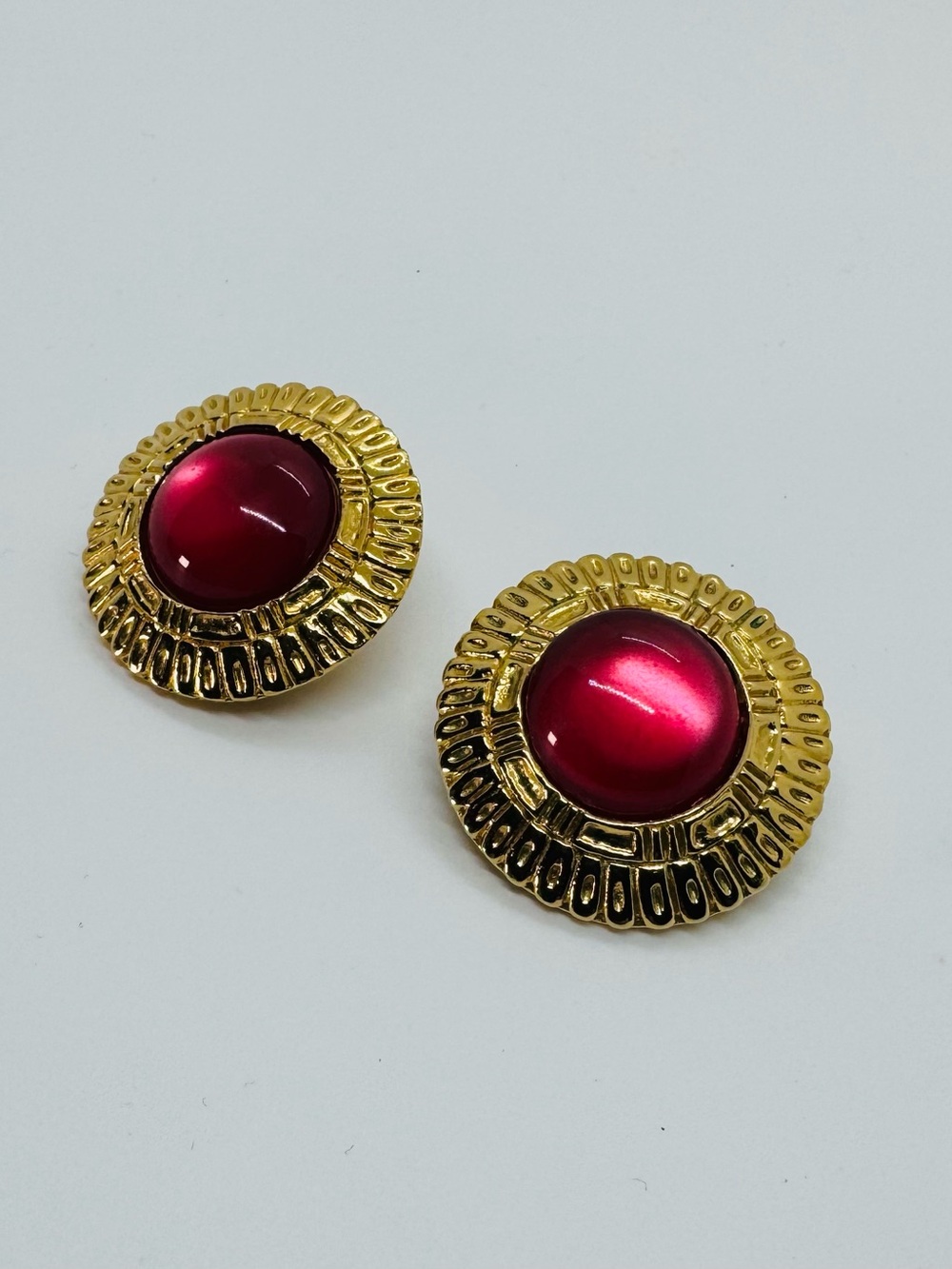 Vintage Gontie Paris Red Cabochon Clip-On Earrings - Rare- Signed